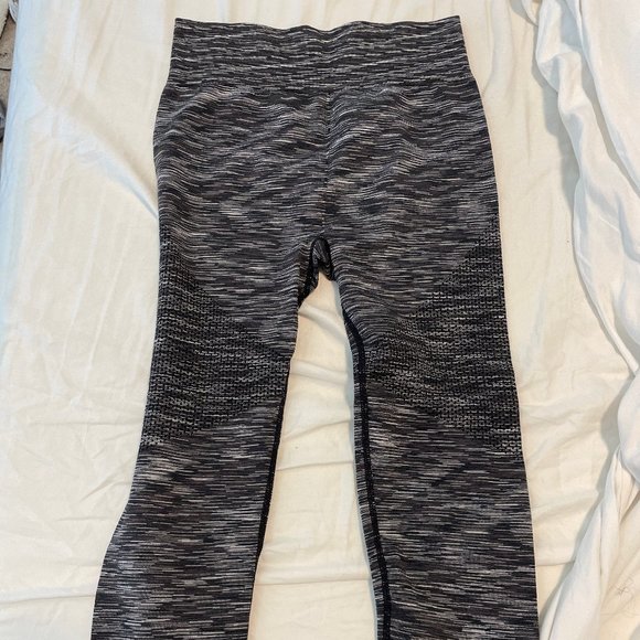 Aerie Move Seamless High Waisted 7/8 Leggings | size M - Picture 1 of 6